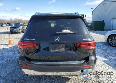 2023 Mercedes-Benz Glb 250 4Matic z USA, uszkodzony, nr VIN W1N4M4HB0PW270798